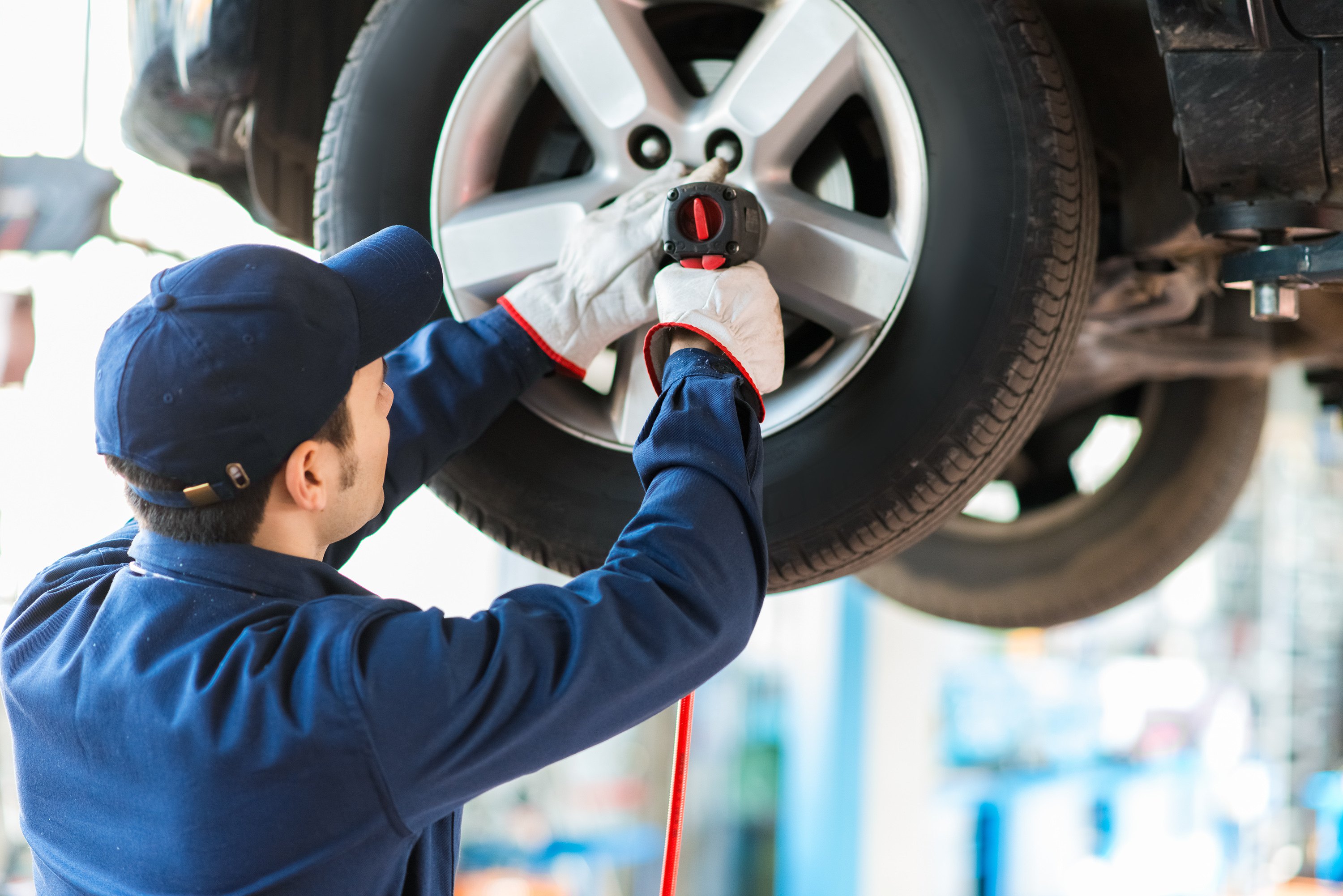 Car Lift Tire Change