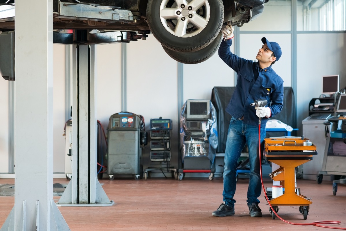 Car Lift Safety Maintenance